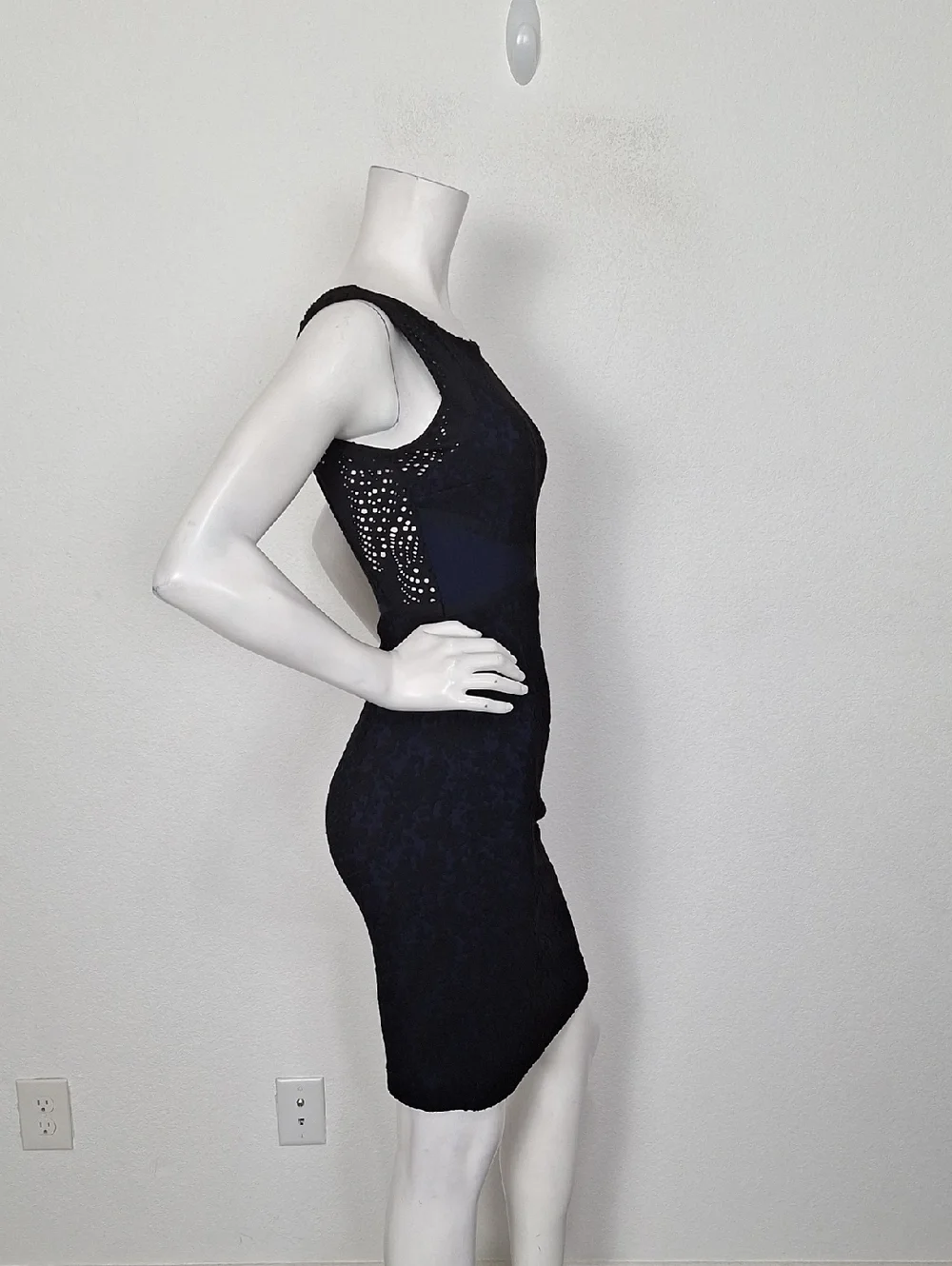 Moulinette Sours Anthropologie Navy Blue Black Larkin Lace Sheath Dress Size 0P